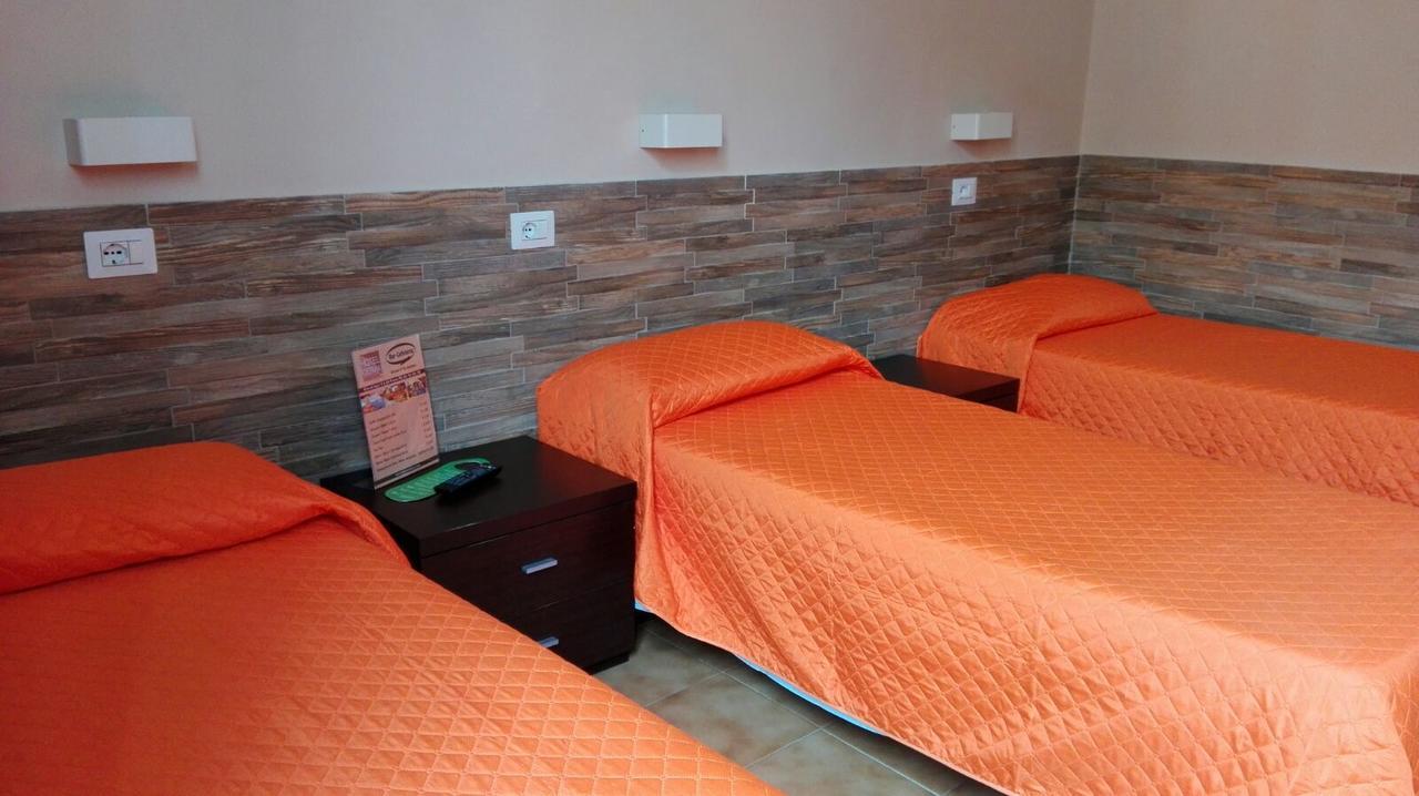 Letto Singolo in Dormitorio Maschile